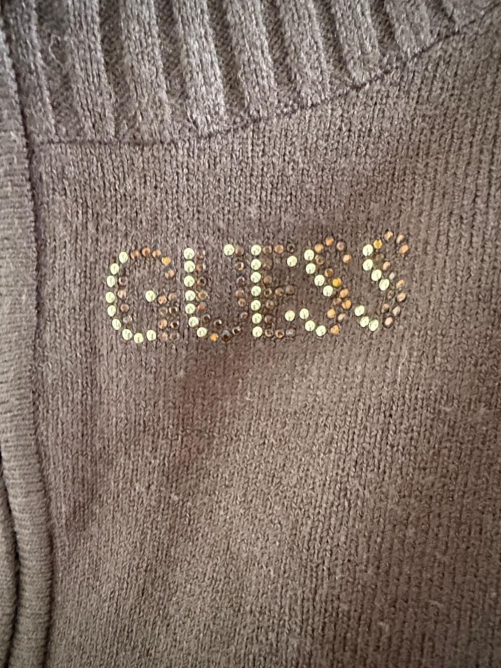 101-B. GUESS Chocolate Brown Off-the-Shoulder Zip Ribbed Sweater. Size M - Picture 3 of 7